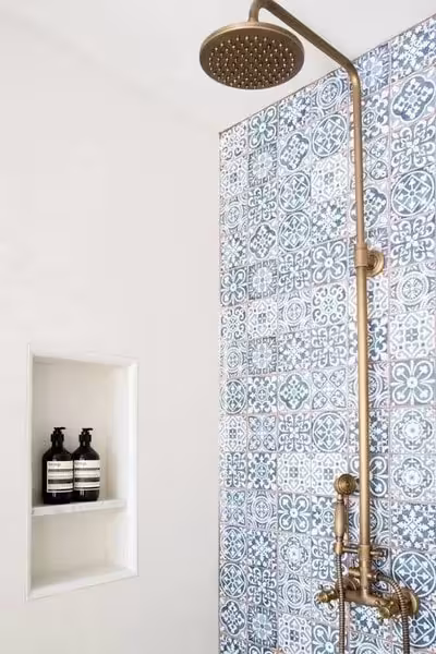 Modern Showers Designs To Dazzle In Your Bathroom