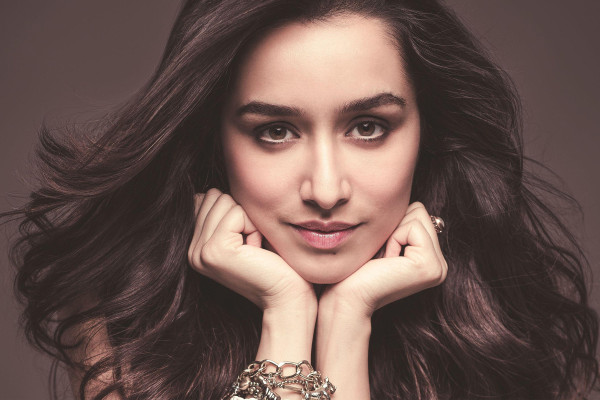 Shraddha Kapoor Desktop Wallpaper