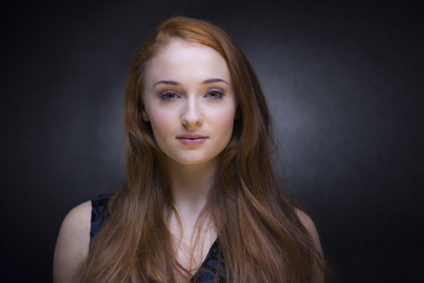Sophie Turner Wallpaper