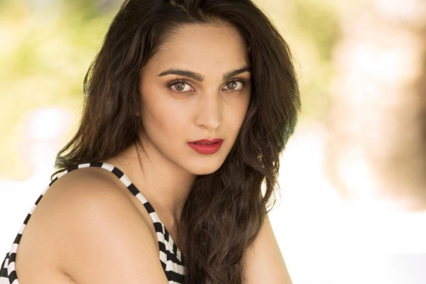 Kiara Advani Wallpaper