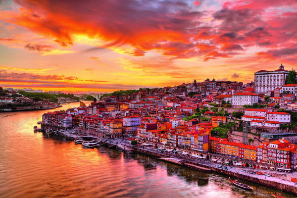 Lisbon Wallpaper