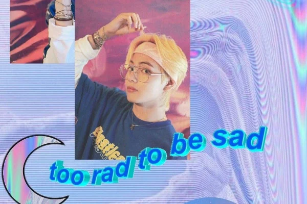 Holographic Aesthetic Wallpaper