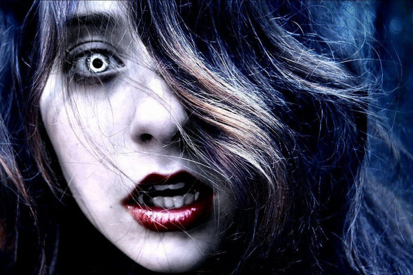 Horror Girl Wallpaper