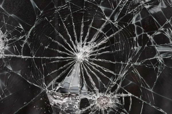 Cracked Screen Wallpaper