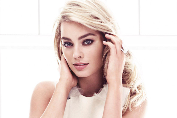 Margot Robbie Wallpaper