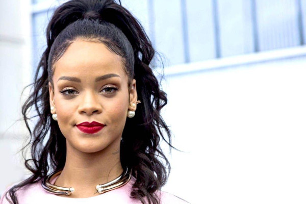 Rihanna Wallpaper